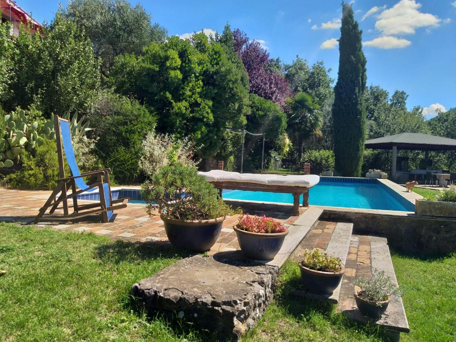 La Chiesuola Bed & Breakfast Bagnaia  Luaran gambar